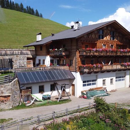 Ortlerhof Im Ultental - Urlaub Auf Dem Bauernhof 外观 照片