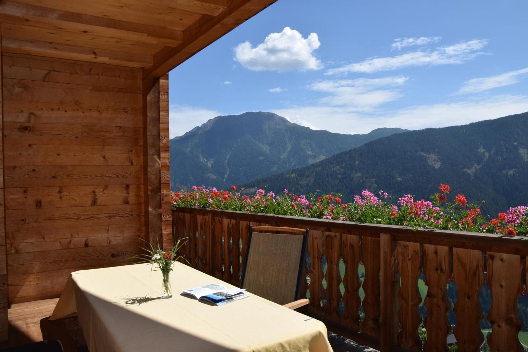 Ortlerhof Im Ultental - Urlaub Auf Dem Bauernhof 外观 照片